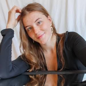 Meet your Posher, Jocelyn